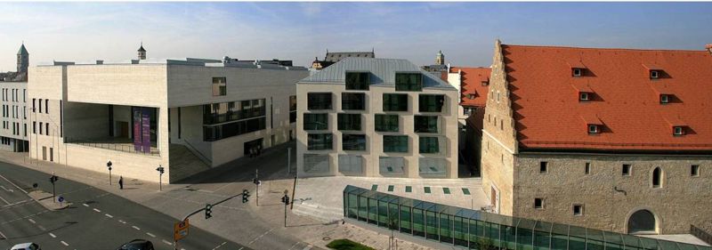 File:Peter Southern Town Entrance After Renovation.jpg
