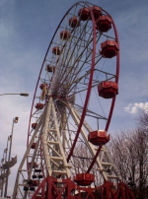 Ferris wheel to the south Smithfield, photo by E.O`Donnell