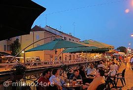 Naviglio Grande evening [27]